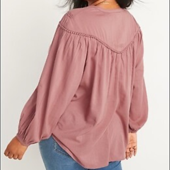 Oversized Crochet Pom-Pom Dolman Sleeve Blouse Size XL Tall NWT - Picture 2 of 7